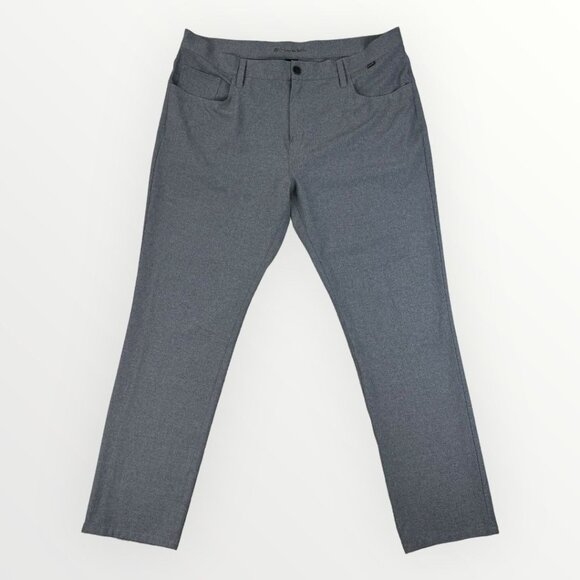 TRAVIS MATHEW Mens Performance Golf Tapered Fit Stretch Grey Flat Front Pants - Picture 1 of 7